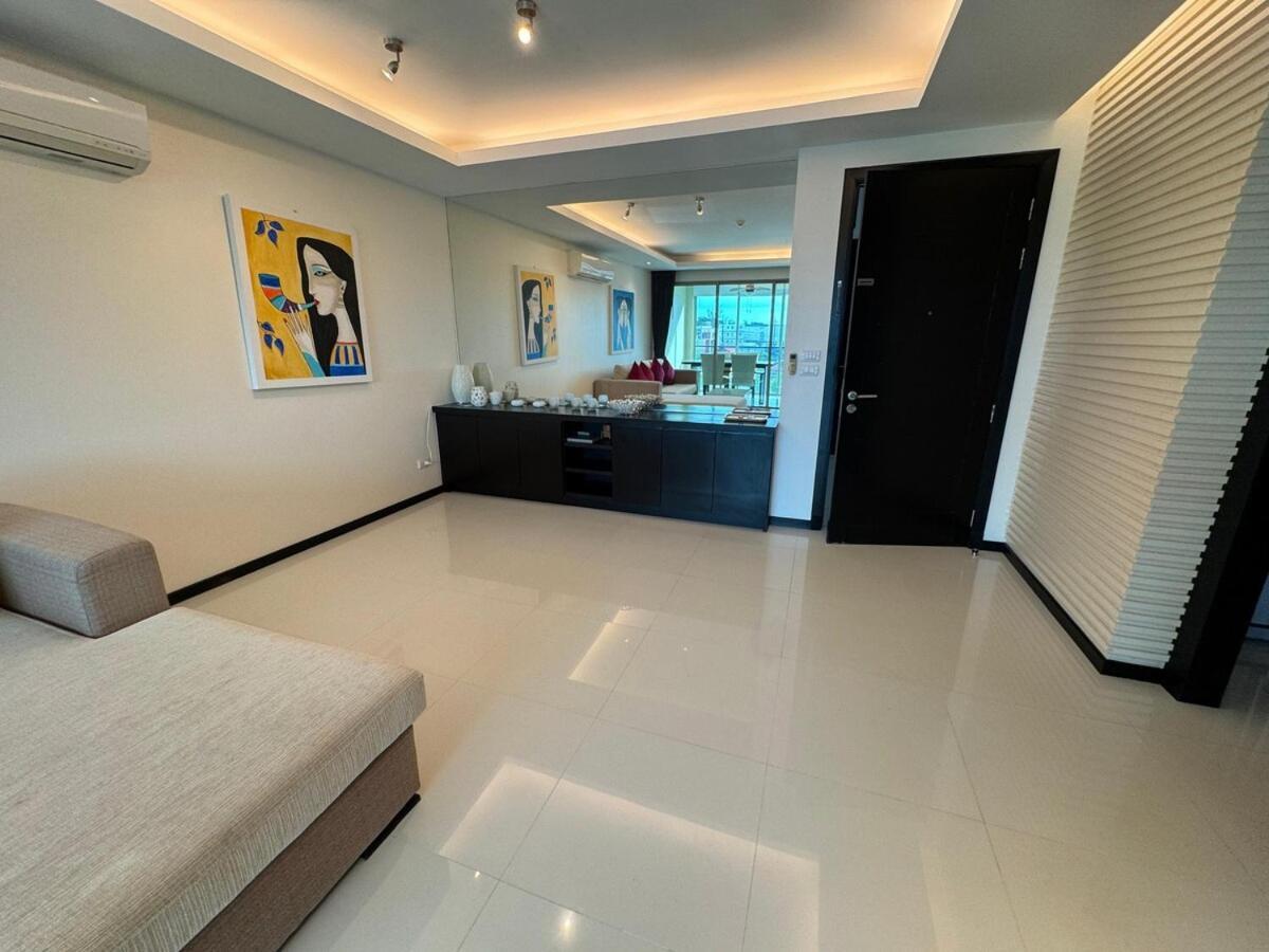 Modern 2-Bedroom Condo In Kamala Near The Beach Bagian luar foto