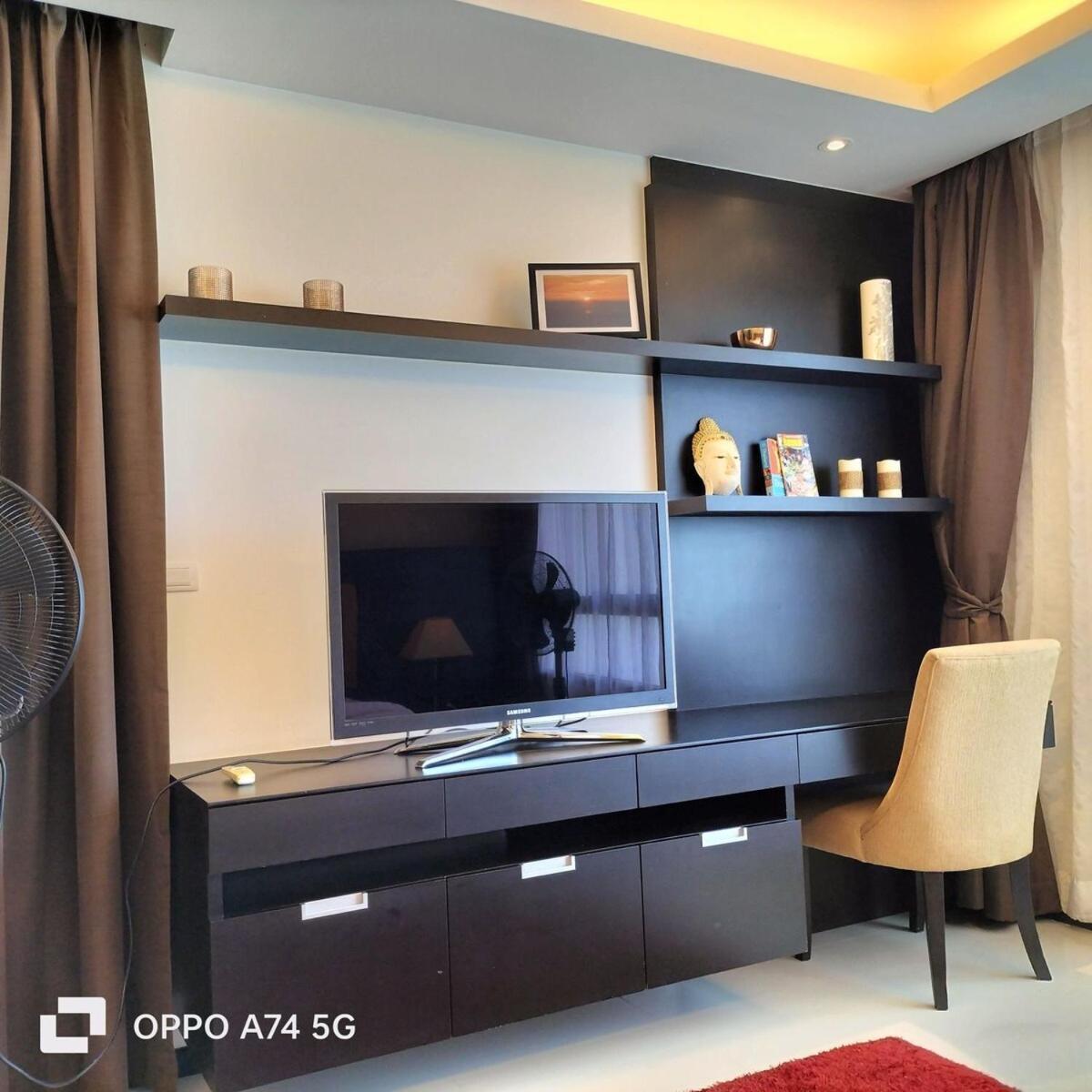 Modern 2-Bedroom Condo In Kamala Near The Beach Bagian luar foto